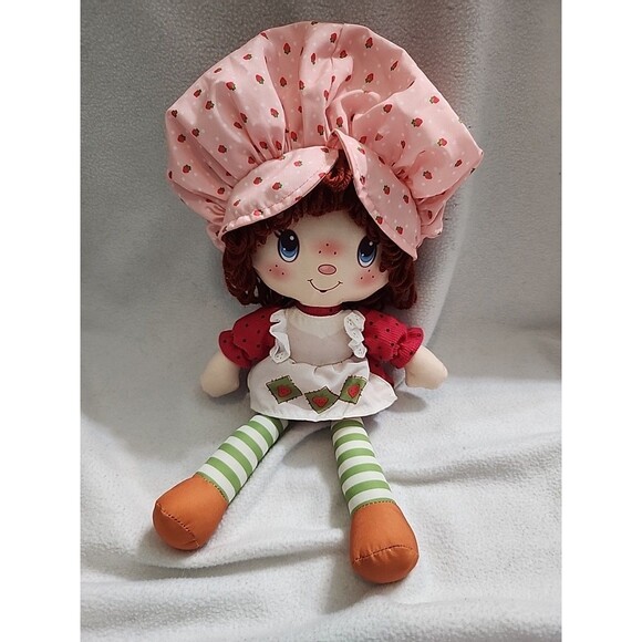Strawberry Shortcake 2016 Plush Cloth Rag Doll - Picture 1 of 3